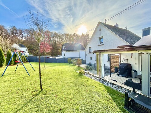 Rückansicht und Garten