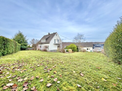 Weitläufiges Grundstück