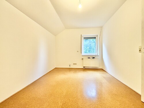 Elternschlafzimmer DG