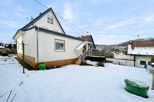 Grundstück mit Balkonzugang