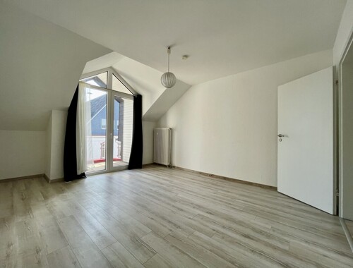 Schlafzimmer mit Balkon