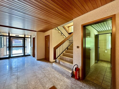 Flur Bürogebäude EG