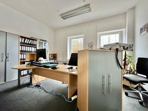 Büro EG