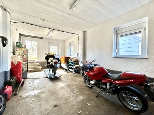 Garage EG