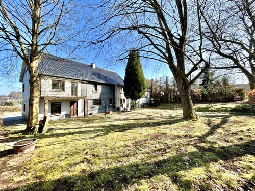 Rückansicht mit Garten