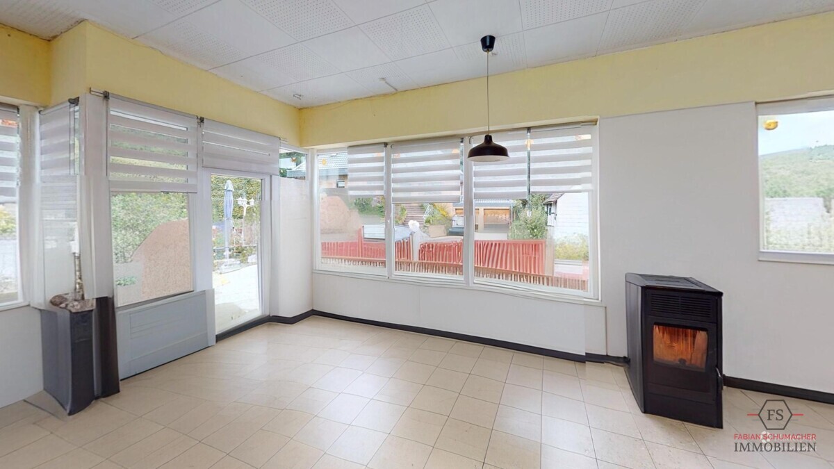 25090801-Golbach-Dining-Room-Defurnished