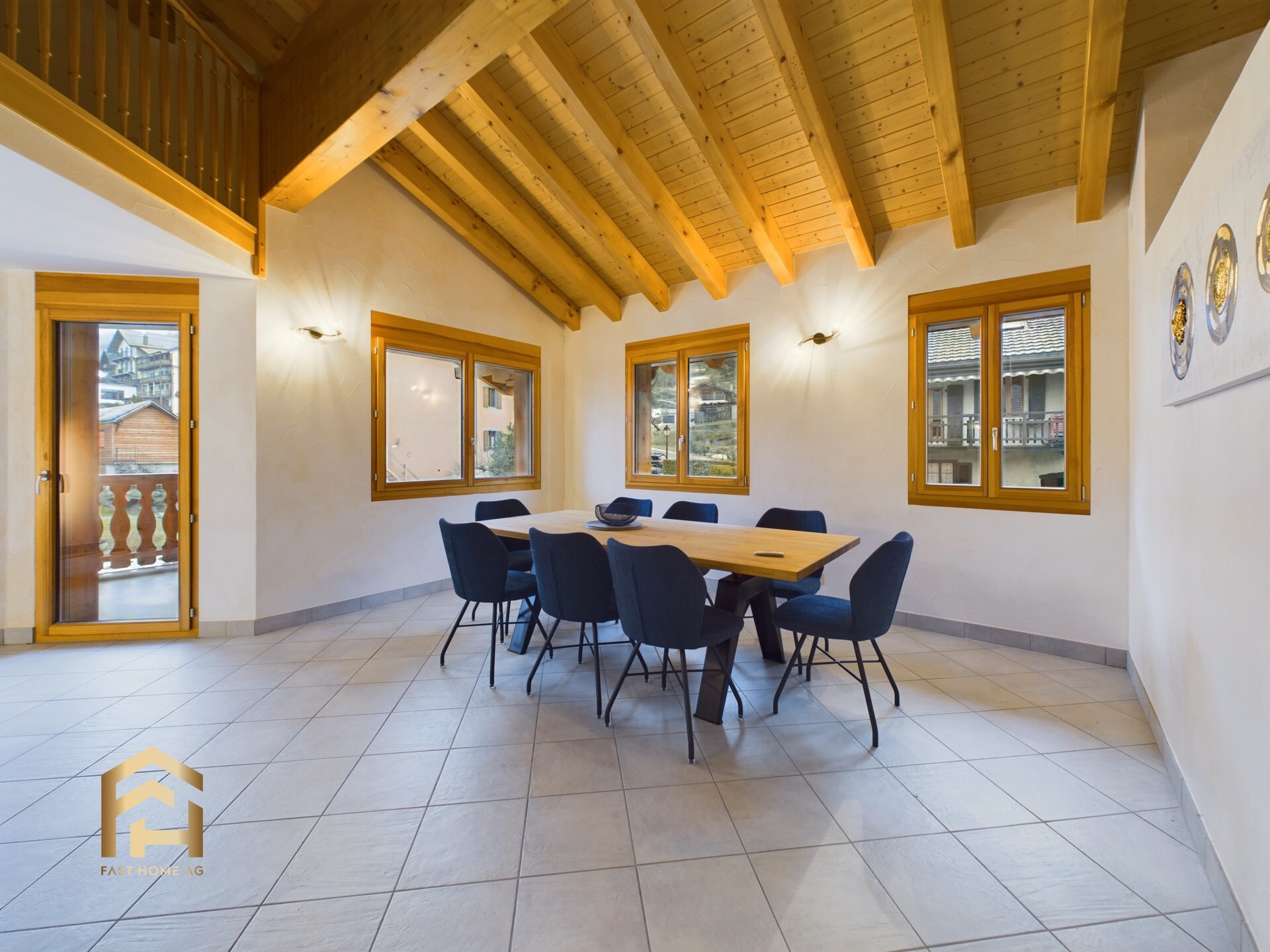 CAM04538G0-PR0022-STILL011