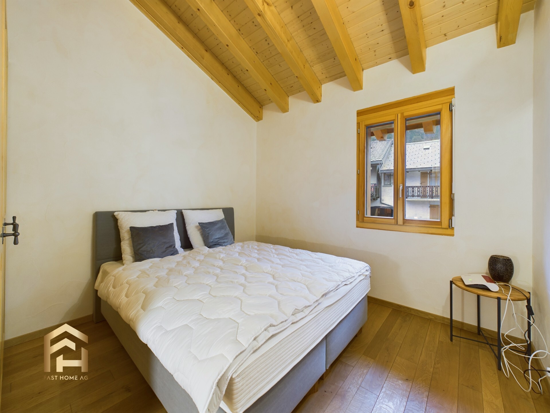 CAM04538G0-PR0022-STILL004