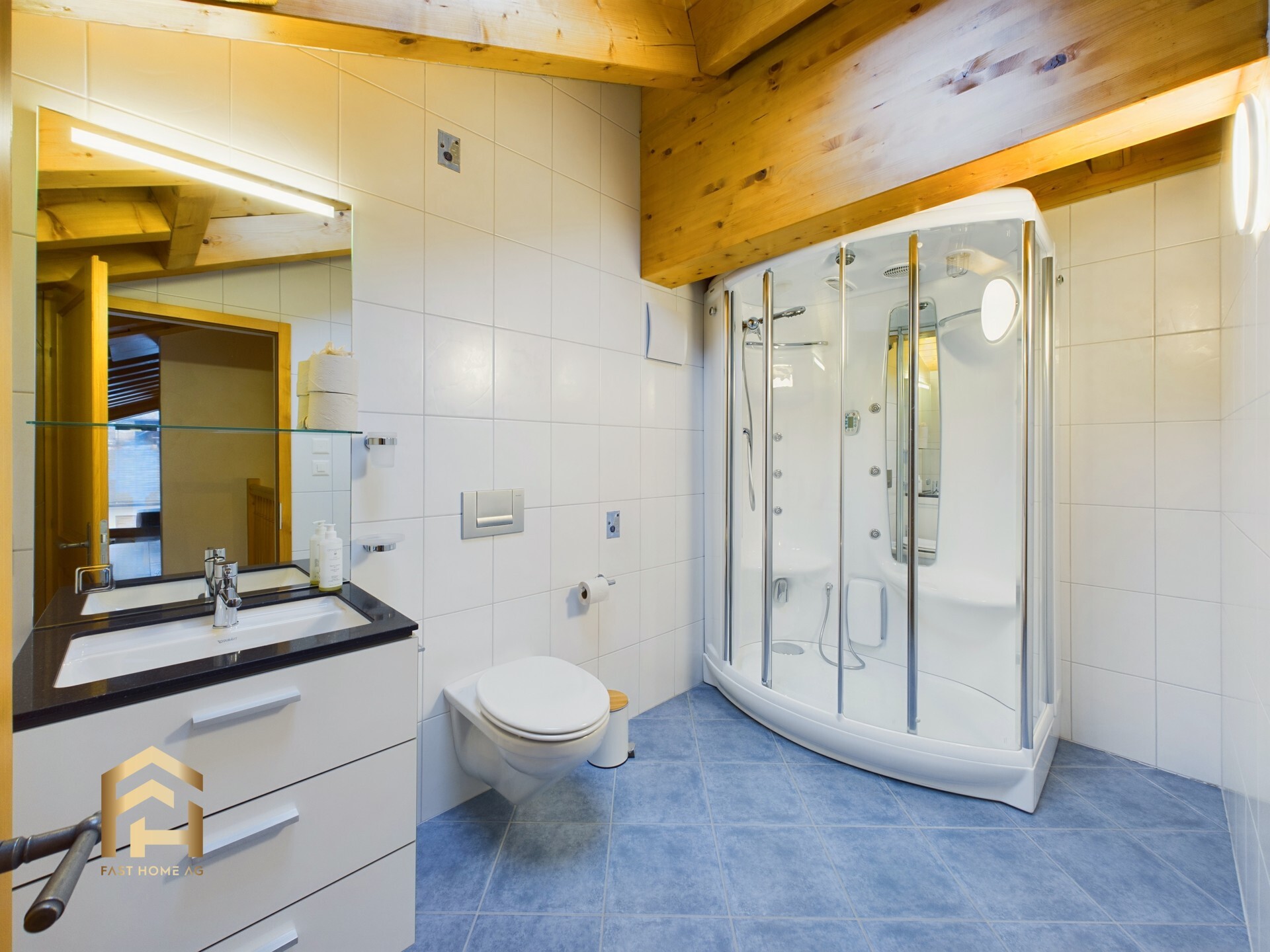 CAM04538G0-PR0022-STILL009