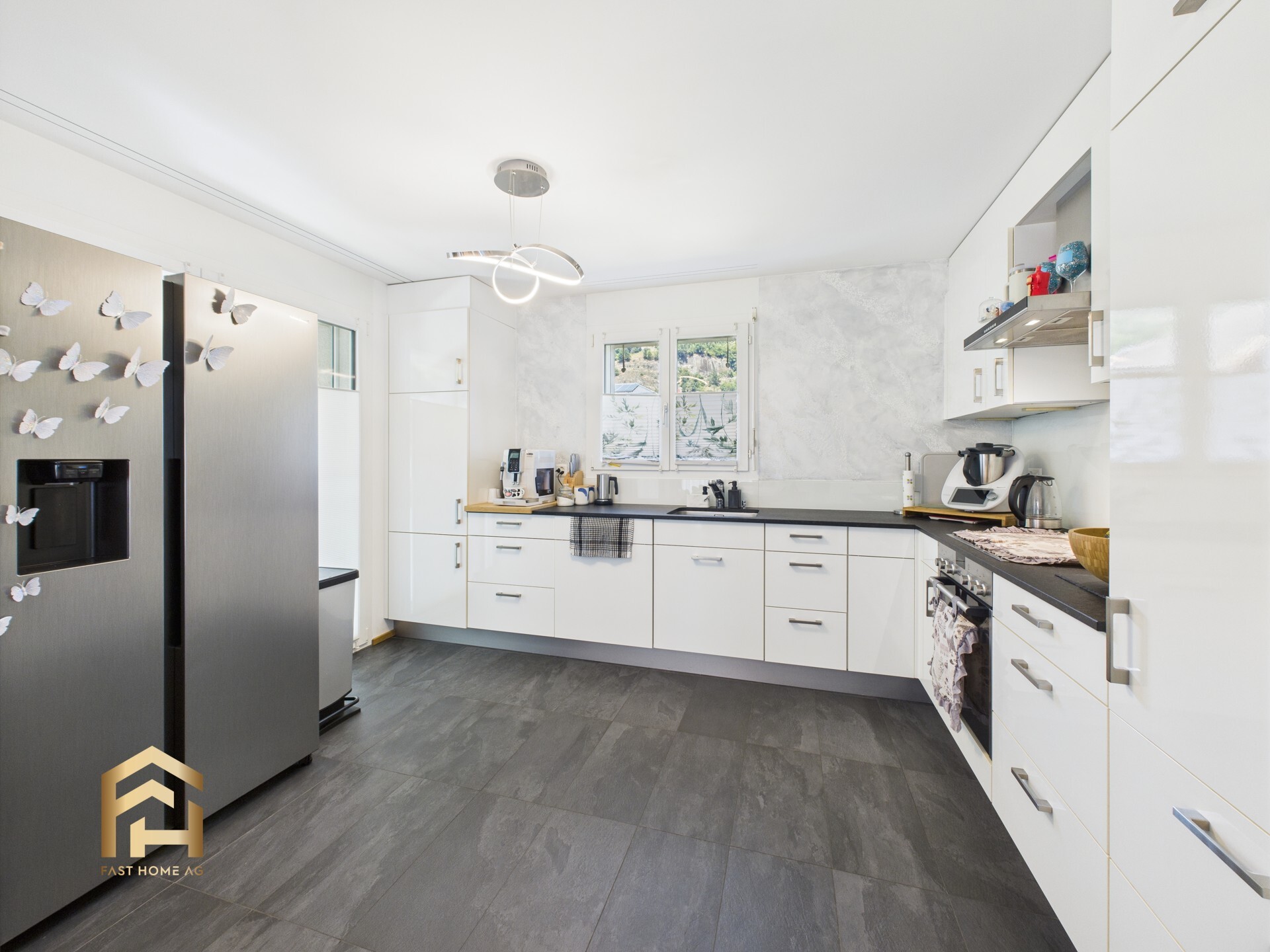 CAM04538G0-PR0068-STILL013