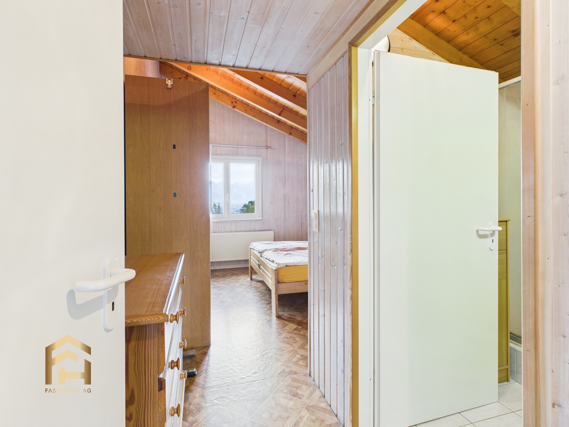 CAM04538G0-PR0094-STILL014