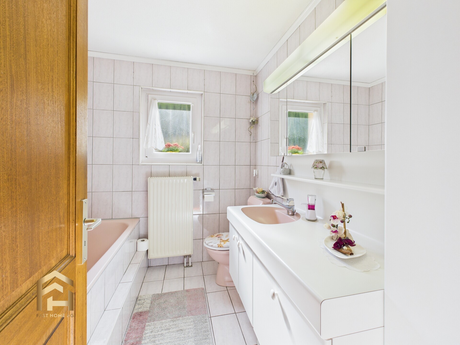 CAM04538G0-PR0094-STILL006