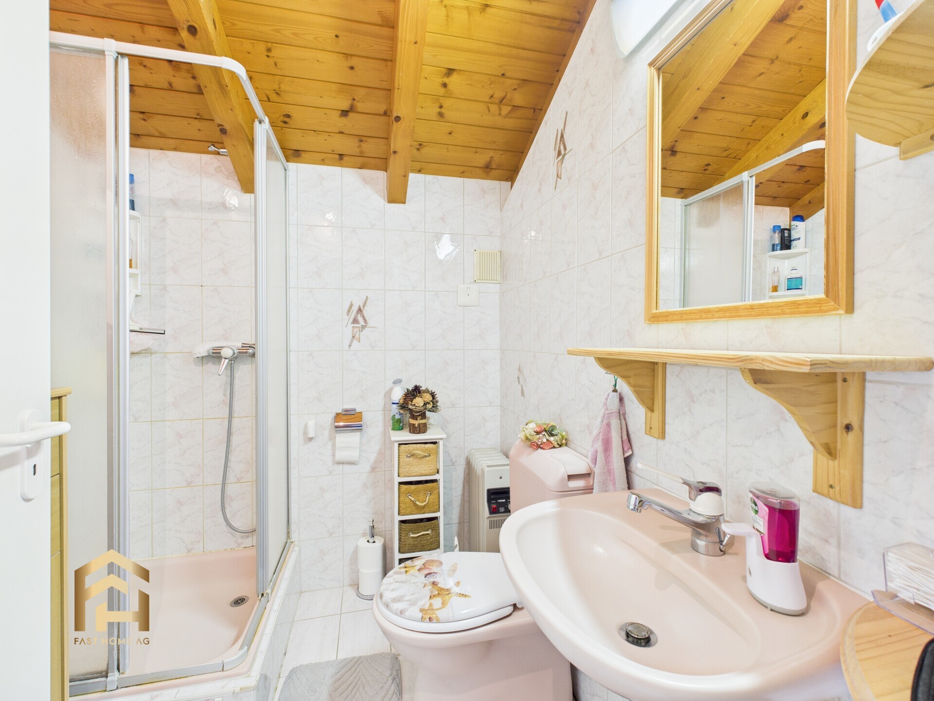 CAM04538G0-PR0094-STILL016