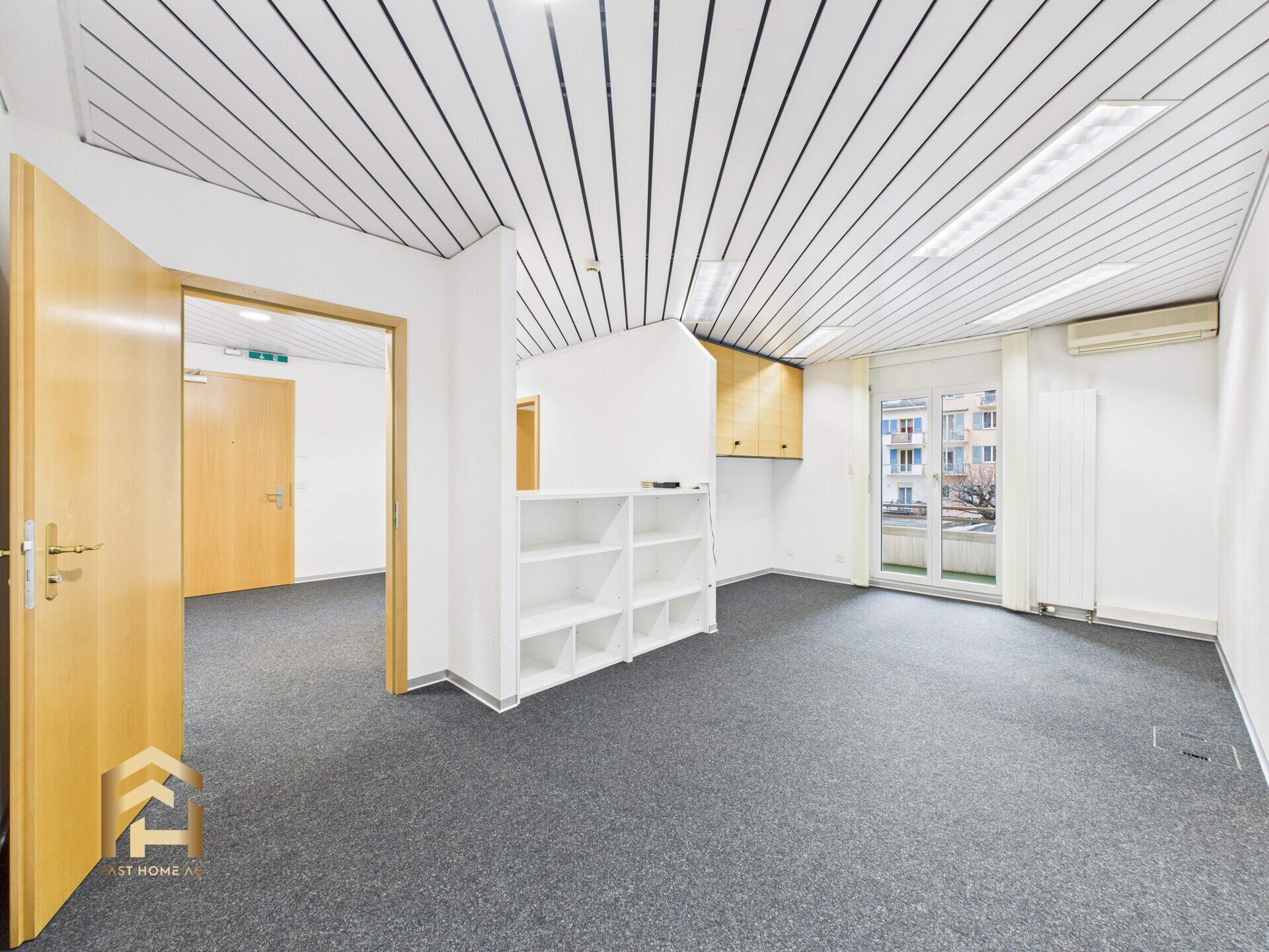 CAM04538G0-PR0136-STILL013