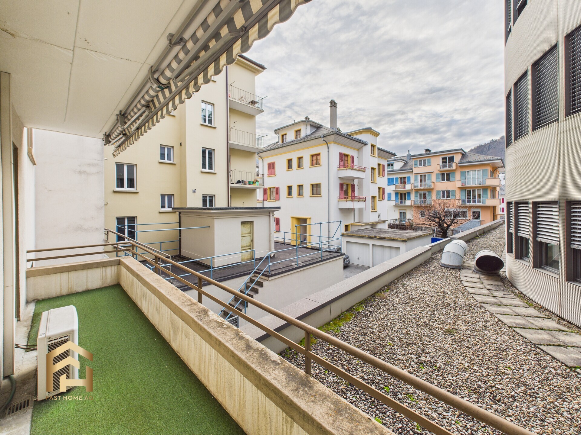 CAM04538G0-PR0136-STILL015