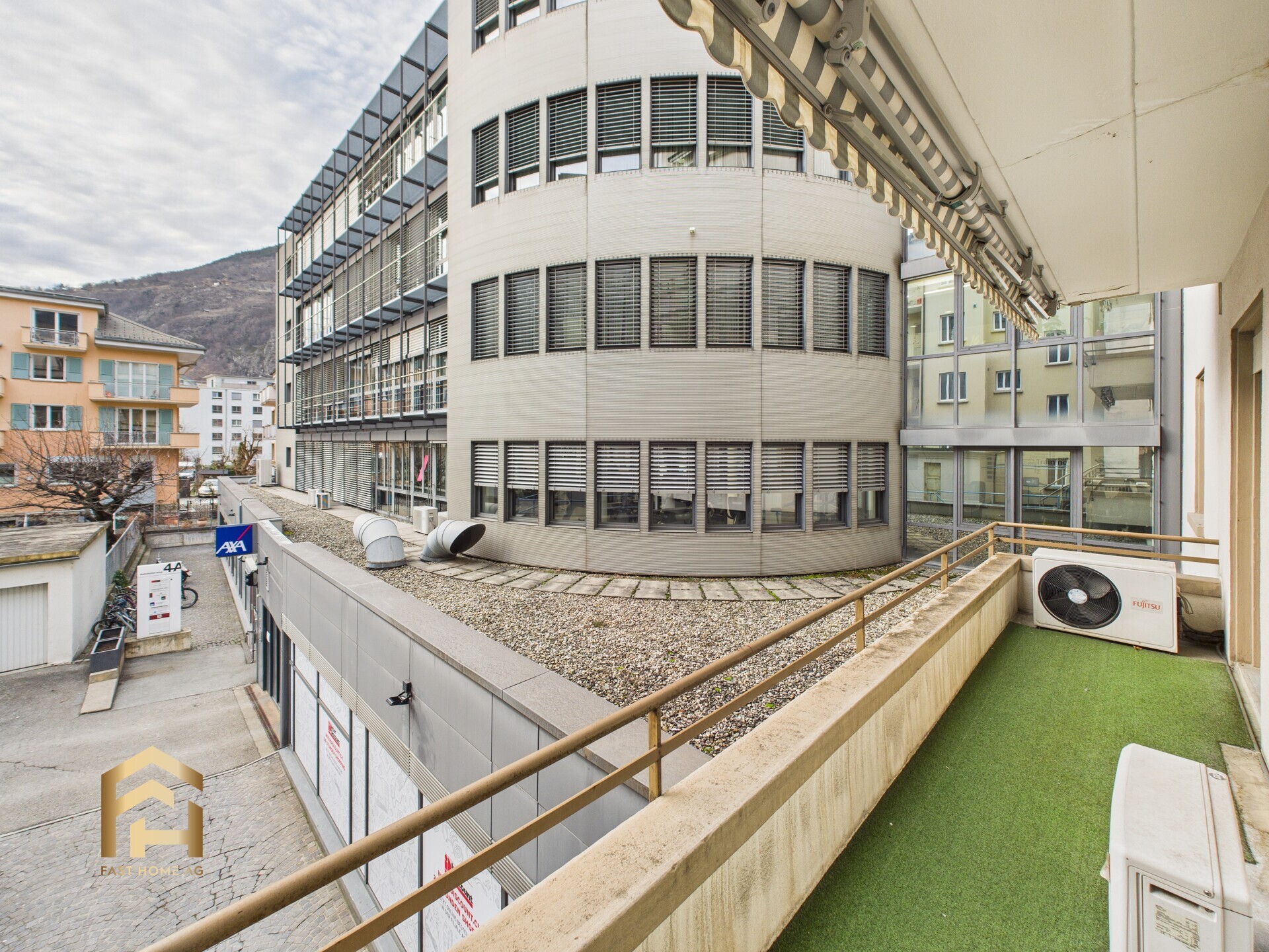 CAM04538G0-PR0136-STILL016