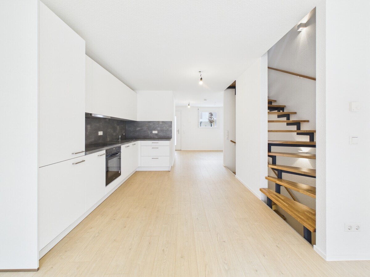 Exklusives Neubauhaus mit 5 Zimmern und Garten! - Photo 4