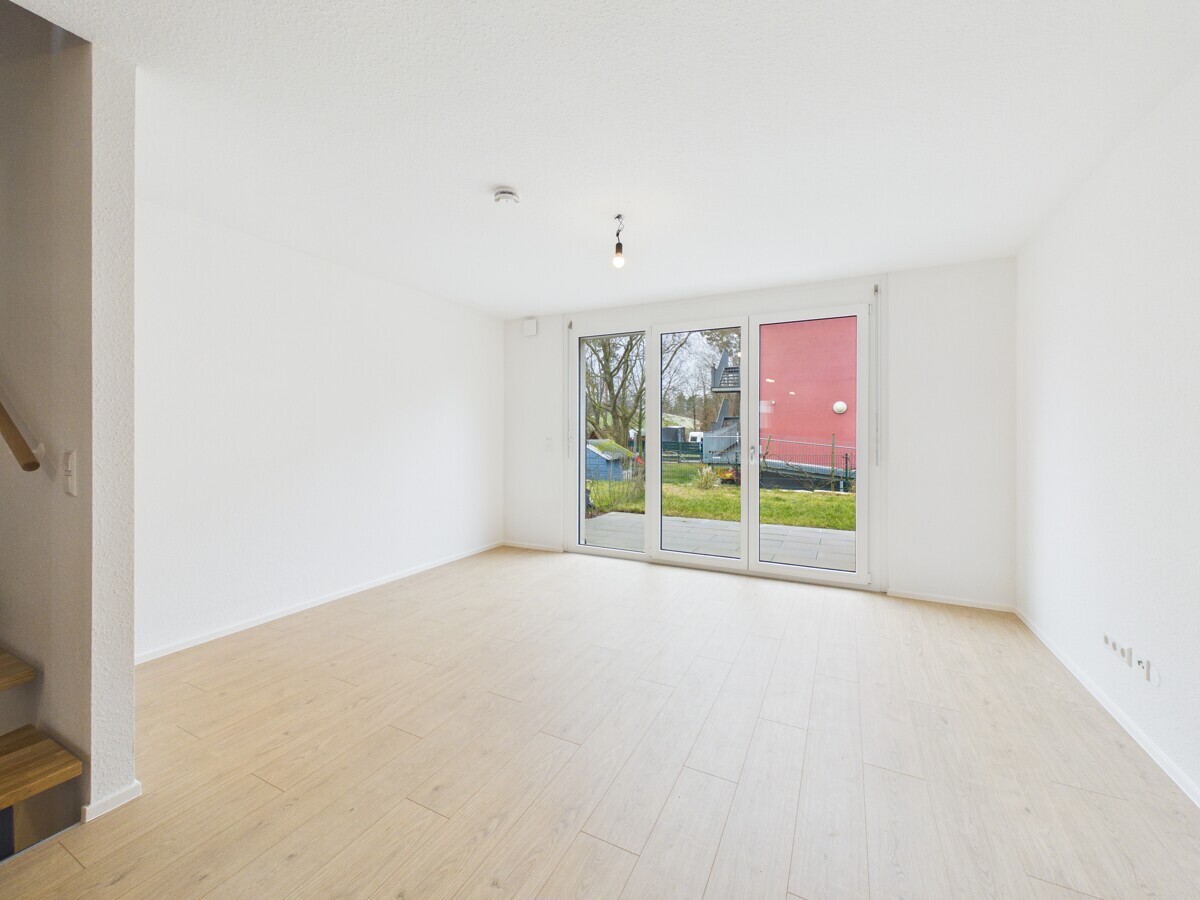 Exklusives Neubauhaus mit 5 Zimmern und Garten! - Photo 1