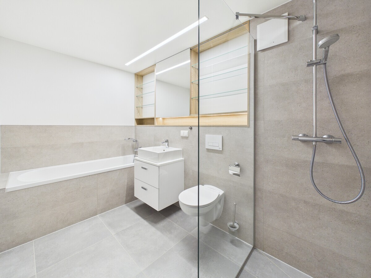 Exklusives Neubauhaus mit 5 Zimmern und Garten! - Photo 3