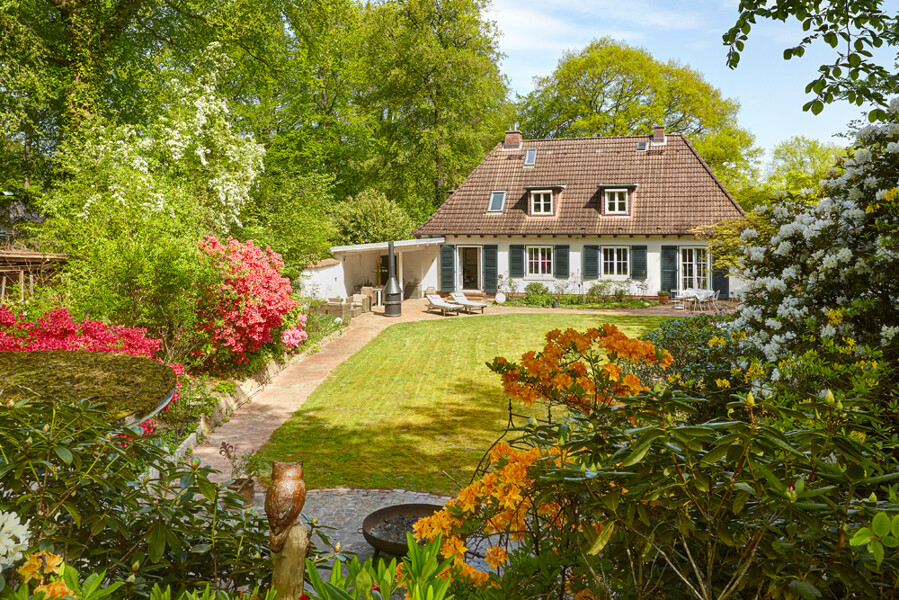 Estate Picture
