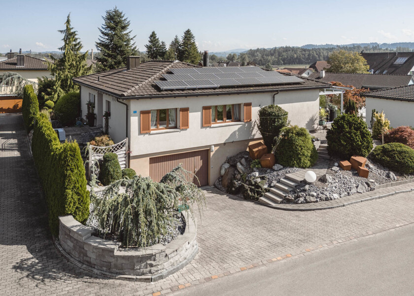 Estate Picture