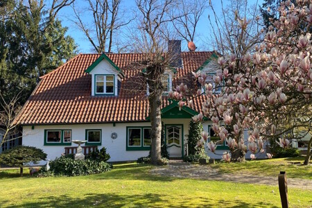 Ländliches Idyll - liebevoll saniertes Zuhause auf weitläufigem Grundstück