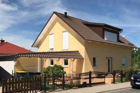 Modernes Familienhaus mit Wohlfühlcharakter und Heimkino!