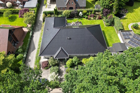 Exklusiver Winkelbungalow mit luxuriöser Ausstattung