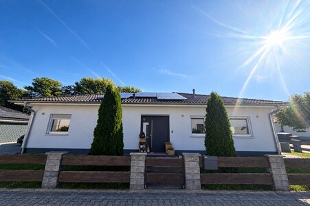 Moderner und energieeffizienter Bungalow in ruhiger und begehrter Lage