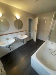 Badezimmer I