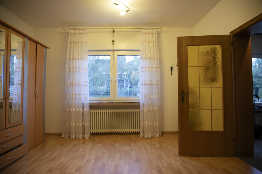 Platz für zwei Generationen: freistehendes Haus mit Panoramablick in Hagen-Haspe – Zimmer