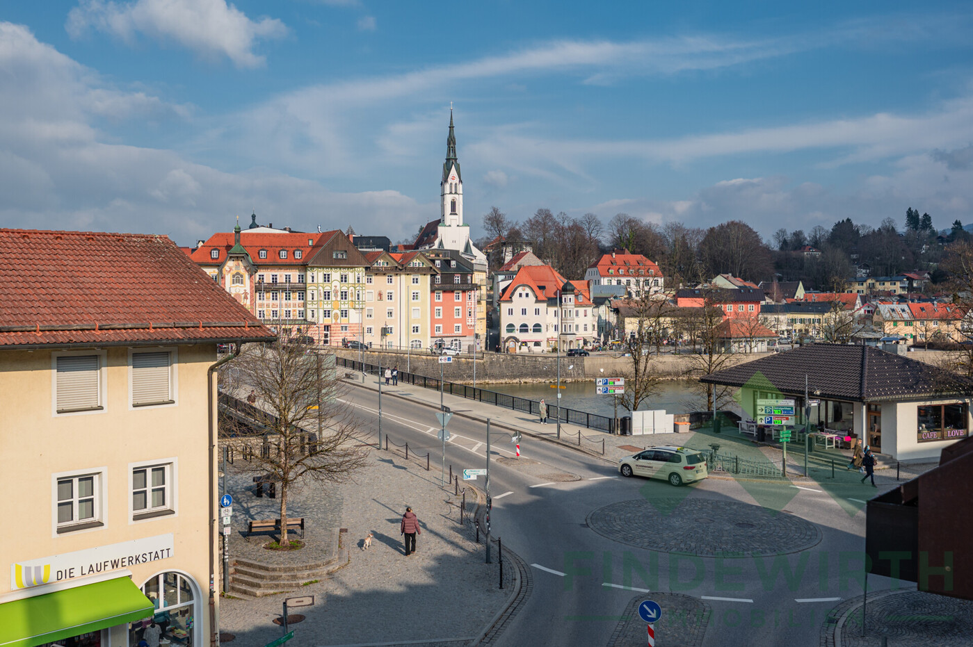 Blick auf den Amortplatz und Isarbrücke