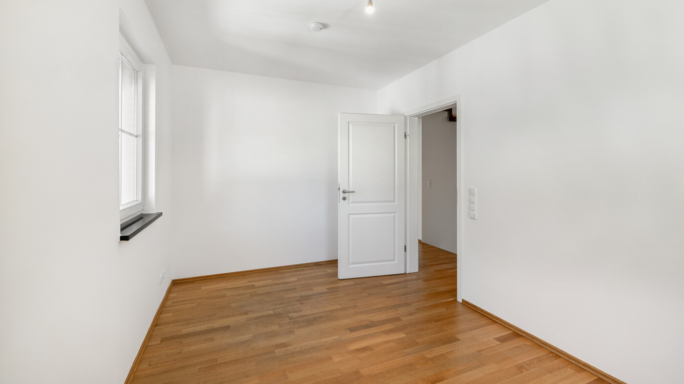 1. OG Schlafzimmer 1