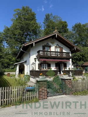 Hausansicht (Südwest)