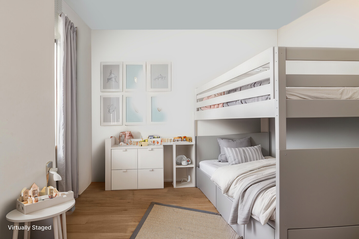 Schlafzimmer/ Kinderzimmer im 1. OG