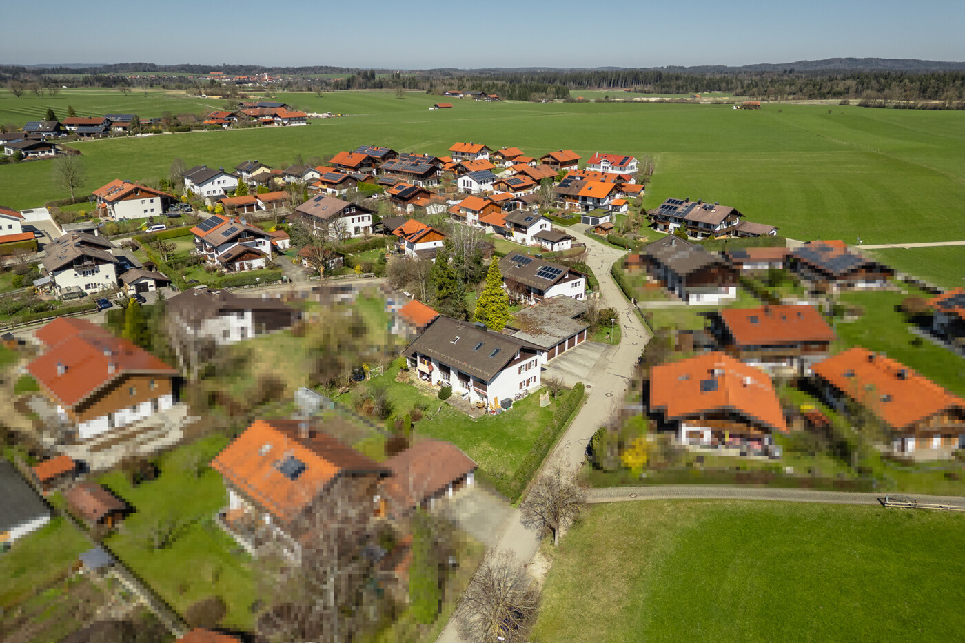 Drohnenaufnahme Haus mit Grundstück