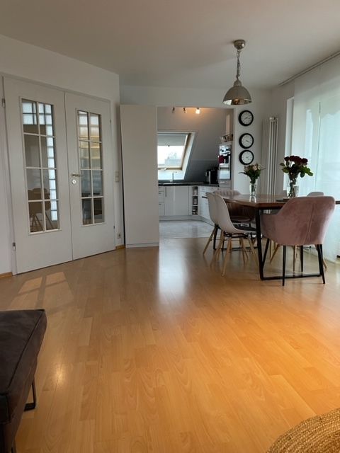 Blick von WZ Ri Küche