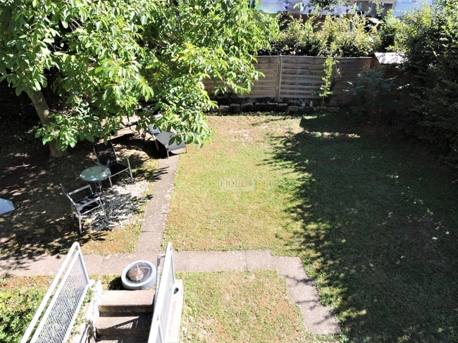 1.OG Blick von Balkon