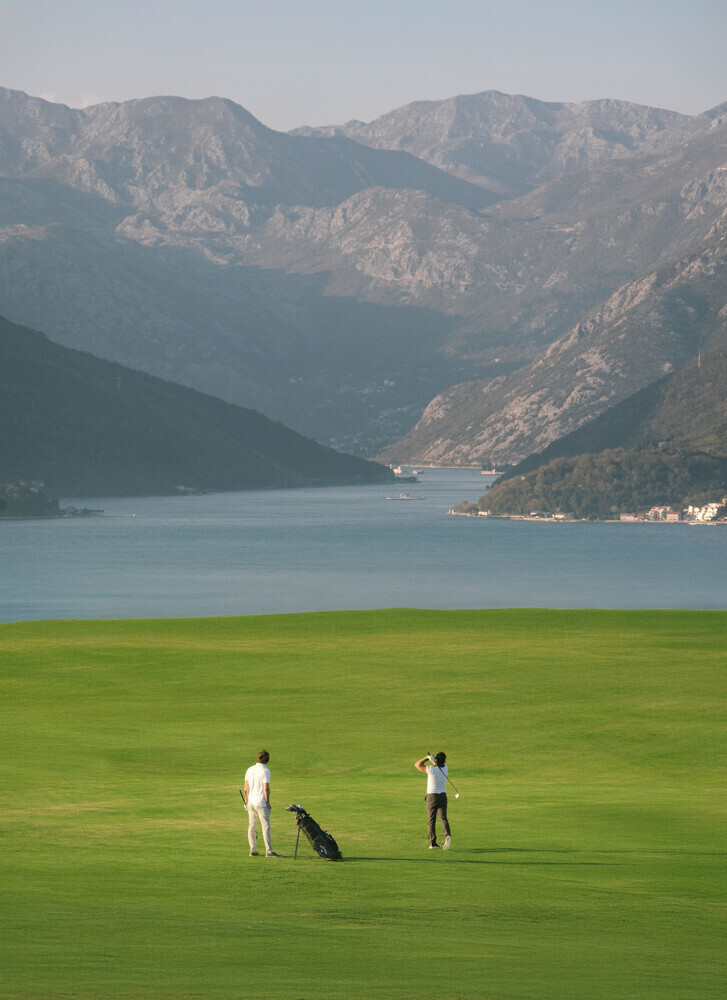 lustica_bay_golfcourse