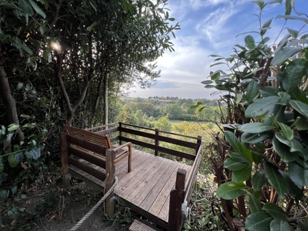 Gartenterrasse mit Fernblick