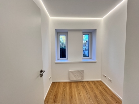 Büro-/Ankleidezimmer