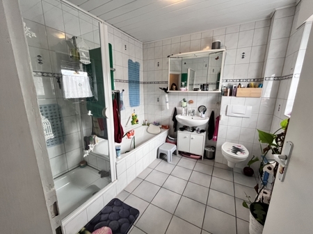 Wohnung OG Duschbad