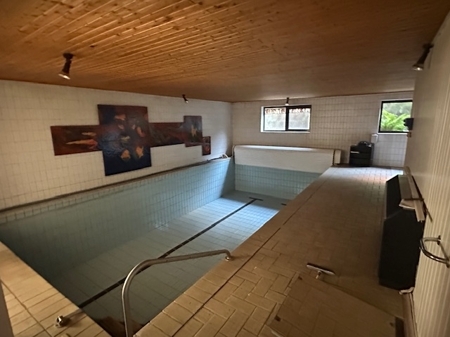 Schwimmbad