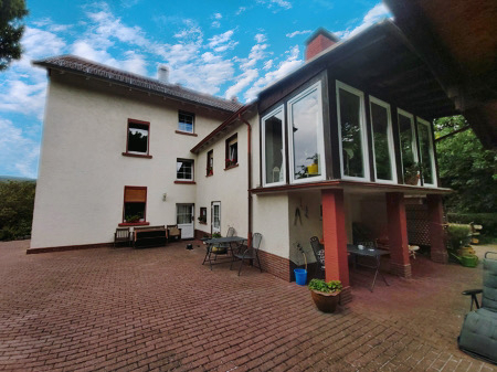Rückansicht inkl. Wintergarten