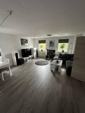 Beispiel Wohn-/Esszimmer Wohnung