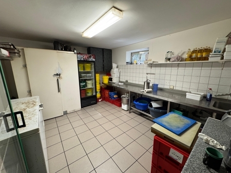 Gewerbeeinheit 2 Küche/Kühlraum UG