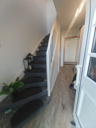 Hauseingangsbereich/Treppenhaus