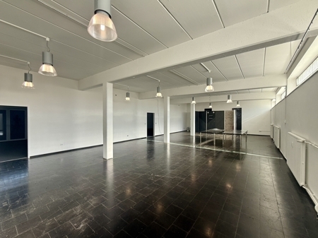 Büro- oder Ausstellungsflächen