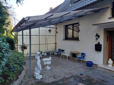 Überdachte Terrasse