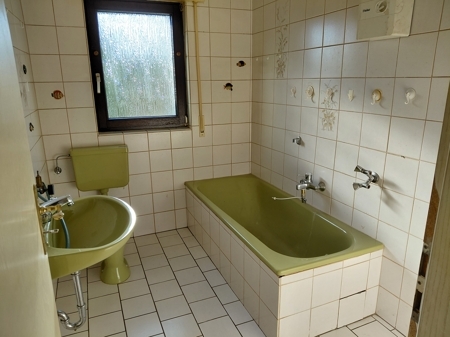 Bad Souterrainwohnung